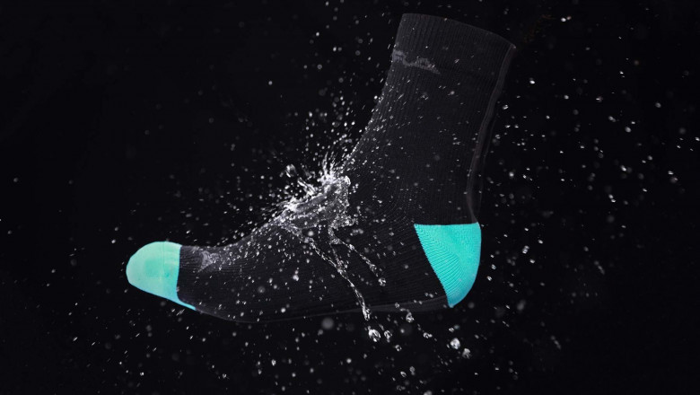 You're Probably Wondering If Waterproof Socks are Necessary