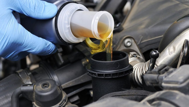 What Engine Oil Do I Use for My Car? Let’s Find Out From Expert Mechanics
