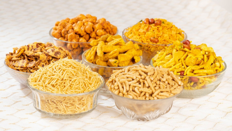 Top 5 most famous indori snacks you can try in your place