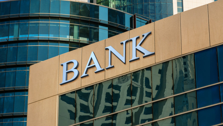 What are some of the best banks to open an offshore business bank account?