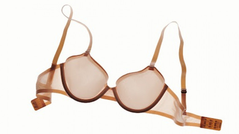 The Ways Your Intimates Put You In the Mood for Fall