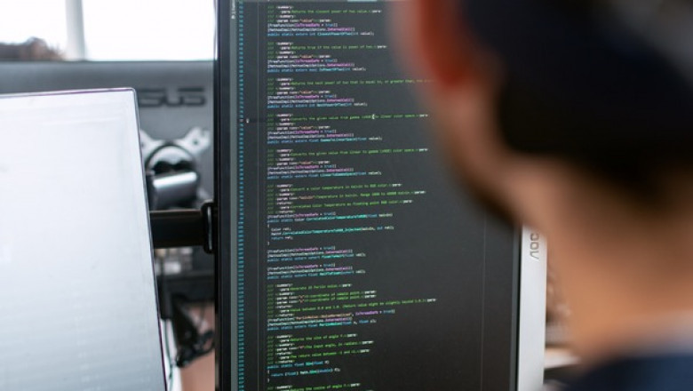 Real-World Application of Data Structure and Algorithms (DSA)