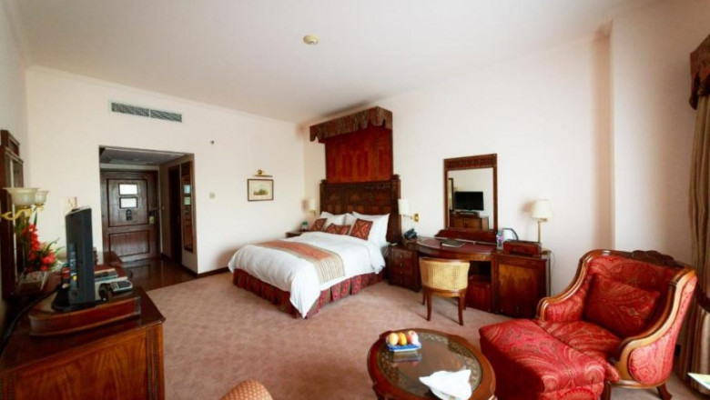 Serena Hotel