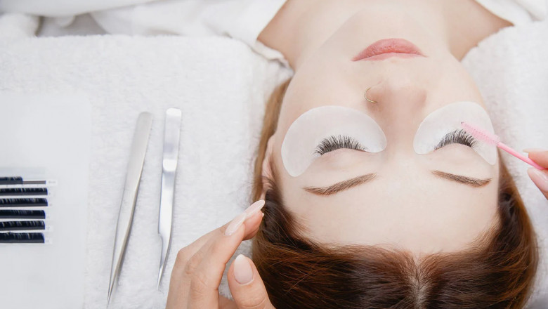 8 great reasons to train as a lash tech