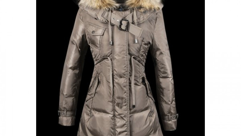 focused on soldiers' Moncler Jackets Outlet uniforms and equipment