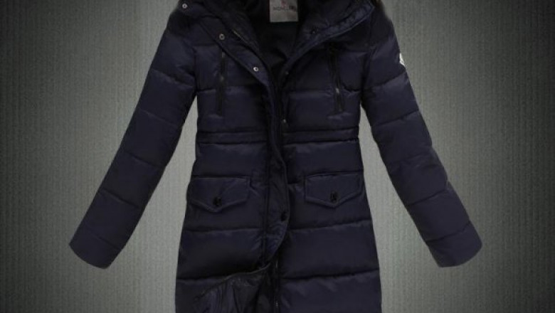 yet edgy styles were Moncler Woman Jackets on display