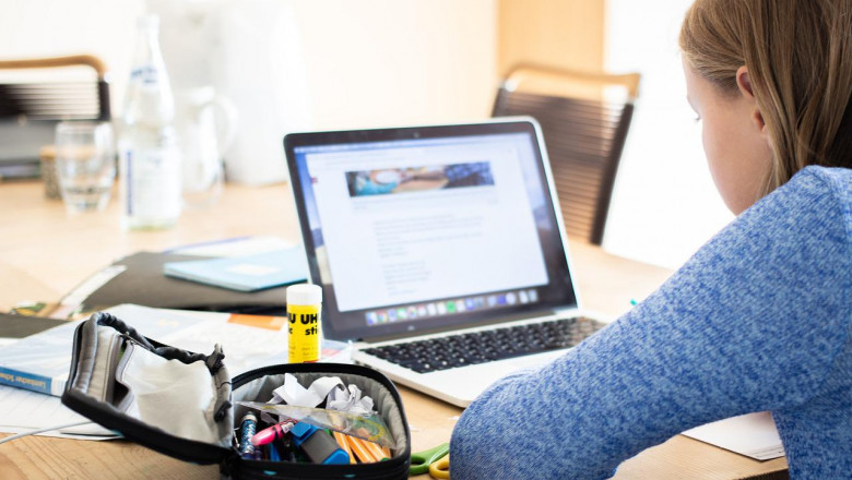 Five effective methods students must include in an essay