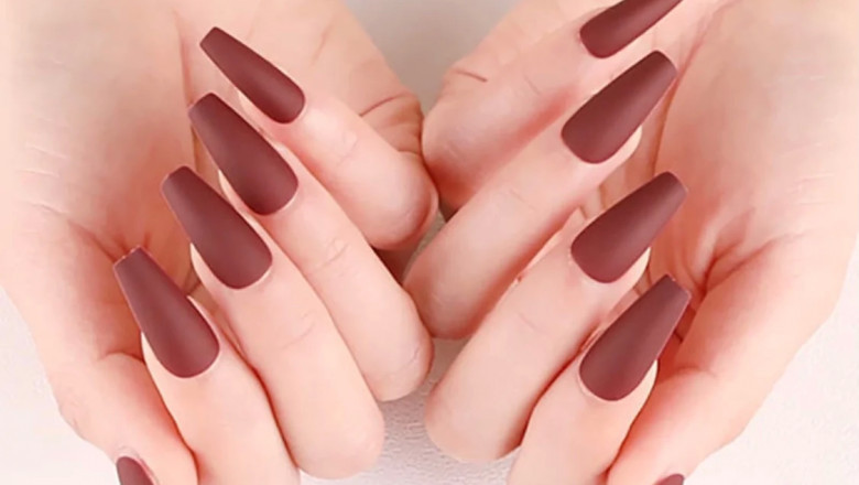 Press On Nails: Brown Matte Coffin