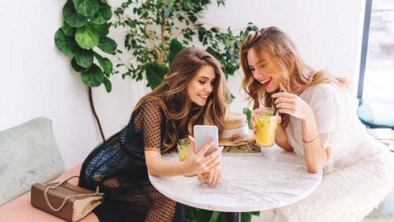 6 Zodiac Couples That Are Suitable As Workmates