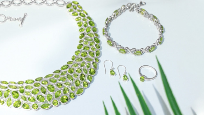 The August Birthstone: Peridot Things to Consider Before Getting Jewelry
