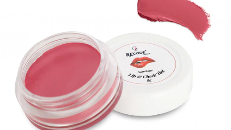 What Are the Benefits of Lip Balm in the Winter Season?