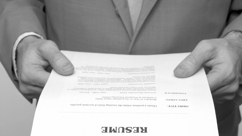 How to list certifications on a CV using Professional CV Maker